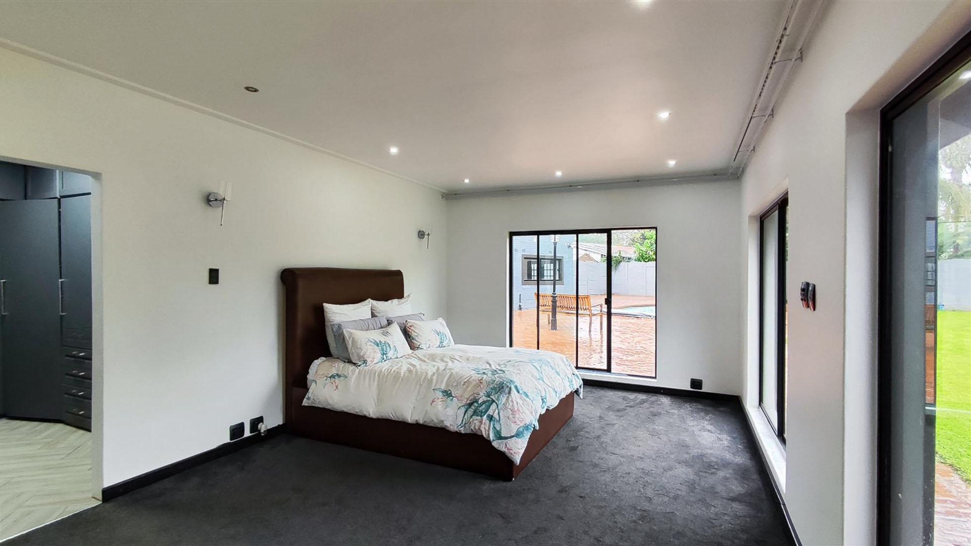 Main Bedroom - 34 square meters of property in Rynfield