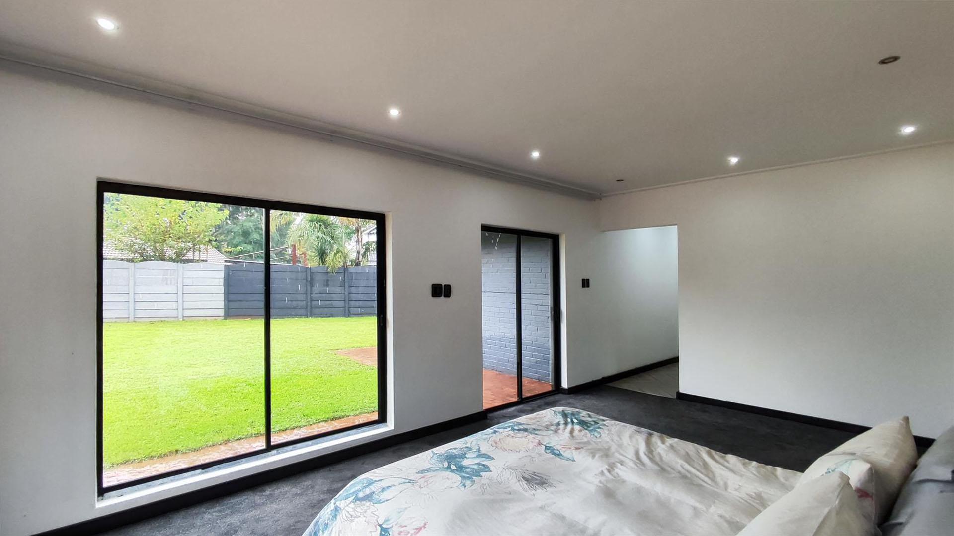 Main Bedroom - 34 square meters of property in Rynfield