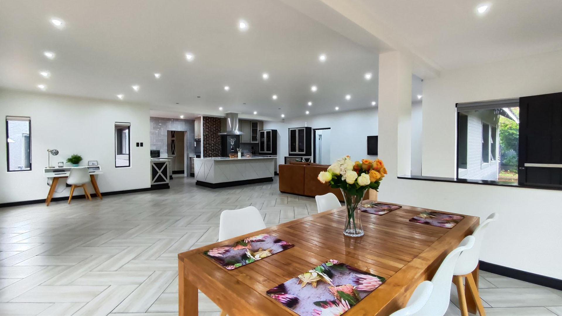 Dining Room - 15 square meters of property in Rynfield