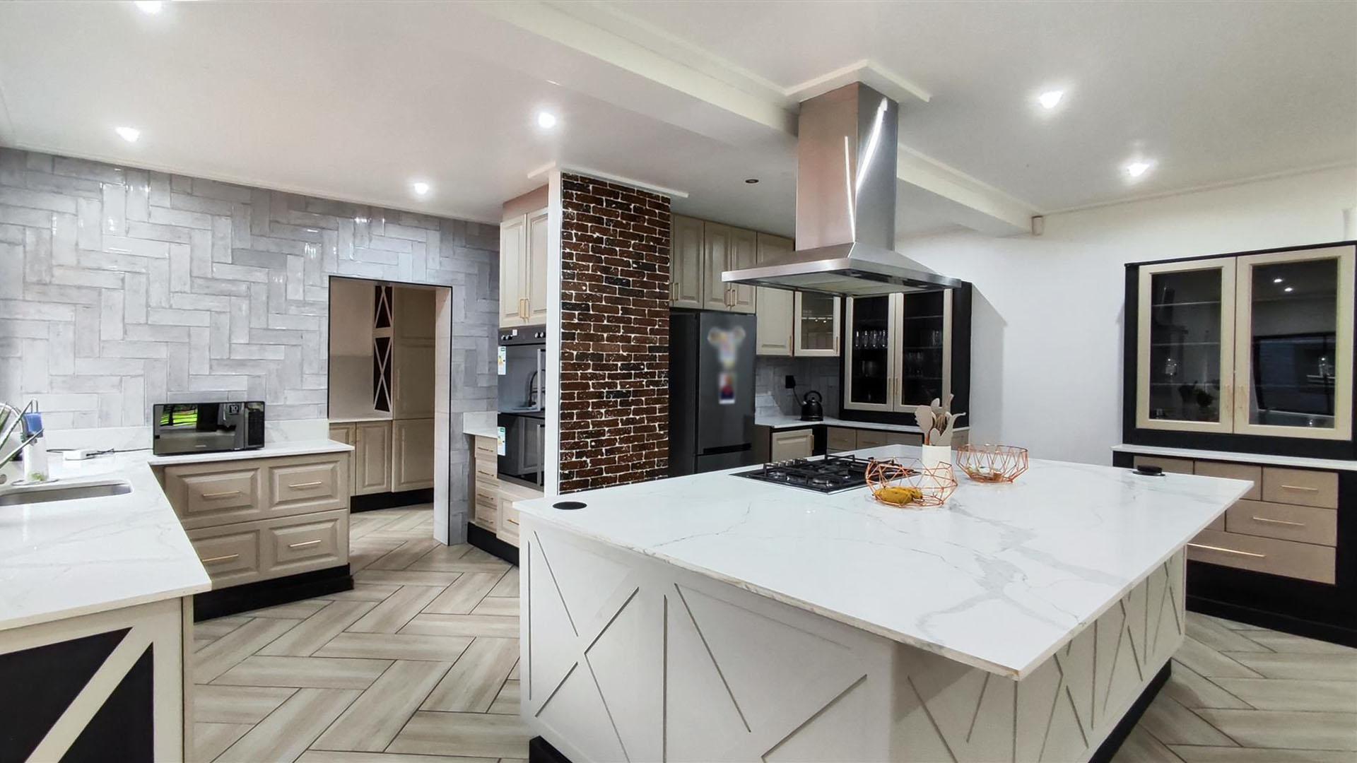 Kitchen - 31 square meters of property in Rynfield