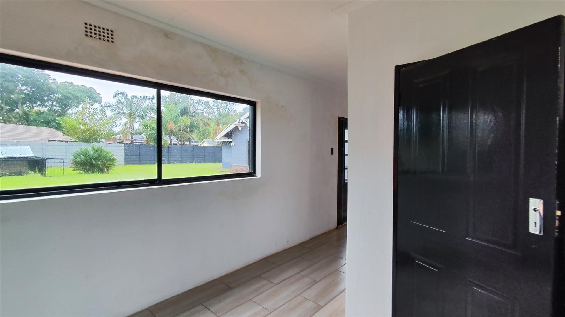 Spaces - 107 square meters of property in Rynfield