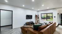 Lounges - 19 square meters of property in Rynfield