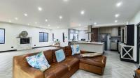 Lounges - 19 square meters of property in Rynfield