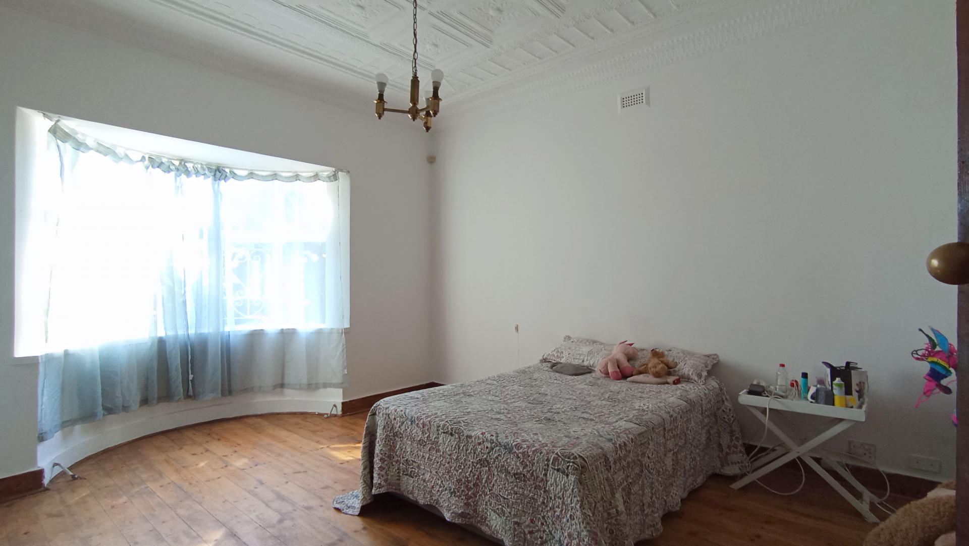 Main Bedroom - 21 square meters of property in Kensington - JHB