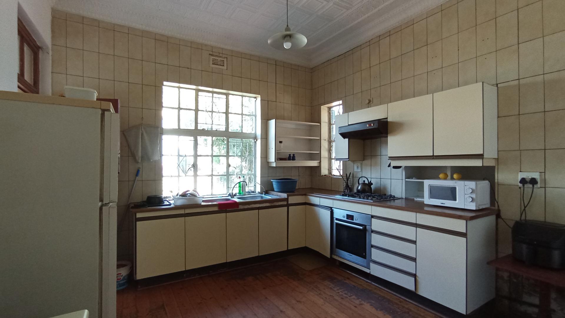 Kitchen - 15 square meters of property in Kensington - JHB