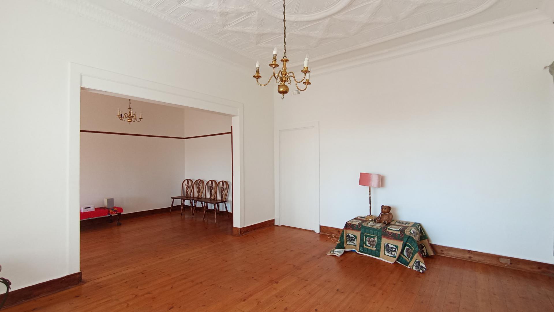 Lounges - 24 square meters of property in Kensington - JHB