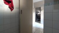 Bathroom 1 - 6 square meters of property in Muckleneuk