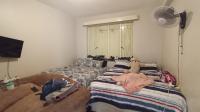 Bed Room 2 - 14 square meters of property in Muckleneuk
