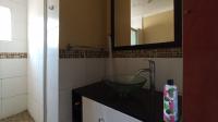 Bathroom 1 - 11 square meters of property in Kensington - JHB