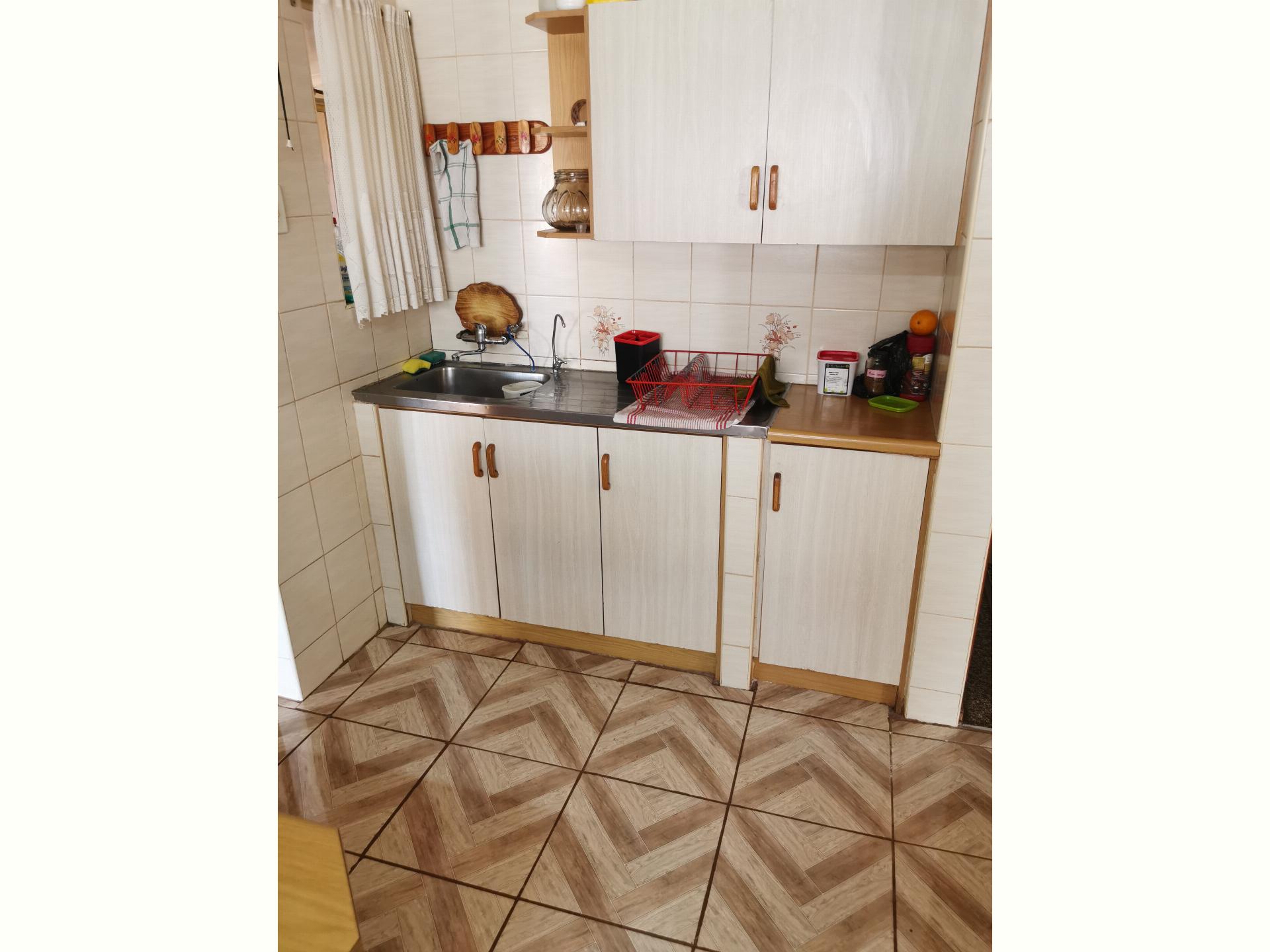  of property in Balfour