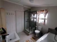 Bathroom 1 of property in Uitenhage