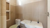 Bathroom 1 - 4 square meters of property in Faerie Glen