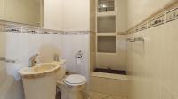 Bathroom 2 - 4 square meters of property in Faerie Glen