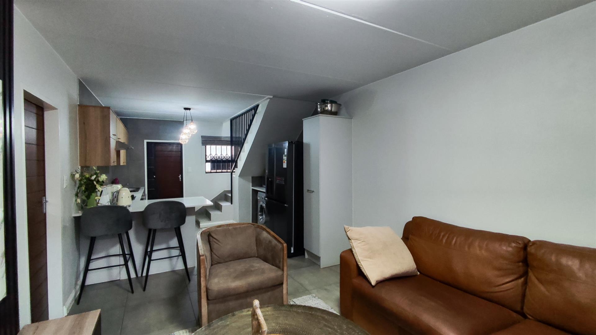 Lounges - 14 square meters of property in Rand Collieries Sh