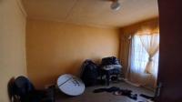 Bed Room 1 of property in Protea Glen