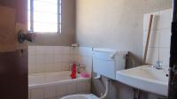 Bathroom 1 - 4 square meters of property in Protea Glen