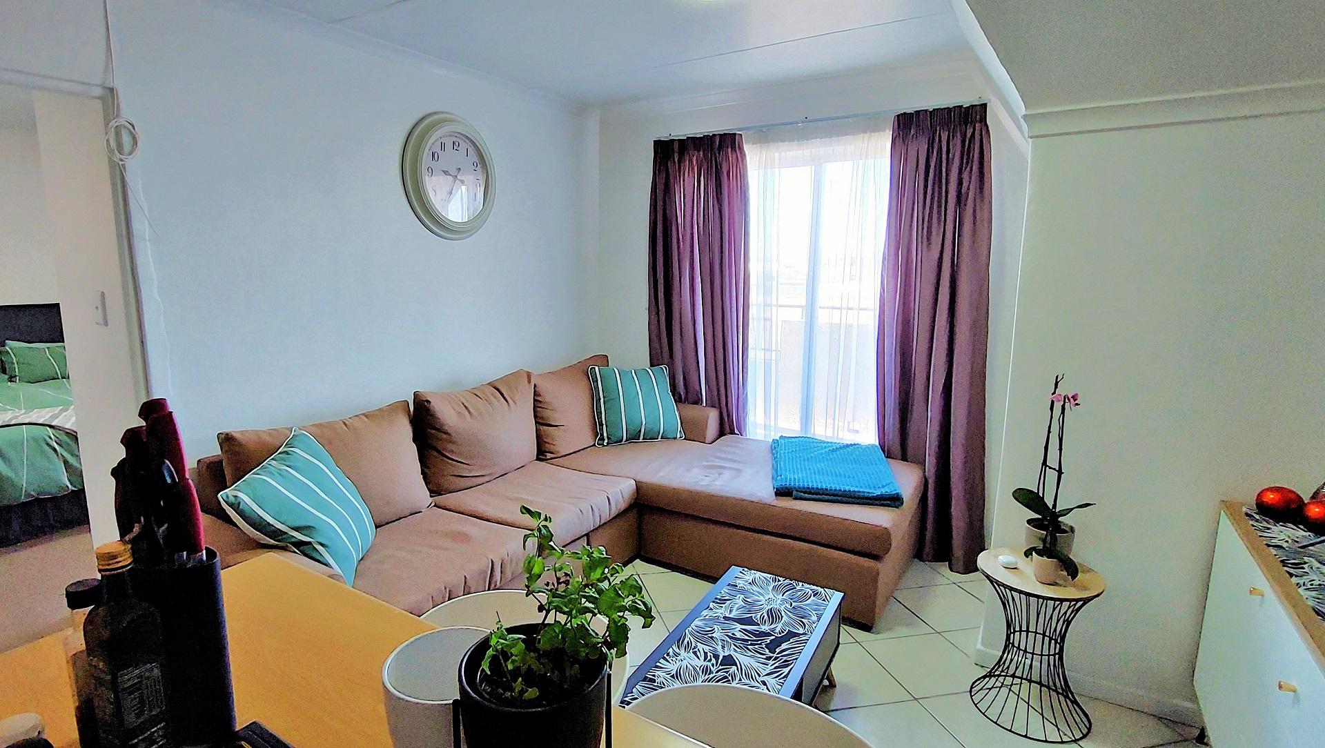 Lounges of property in Strand