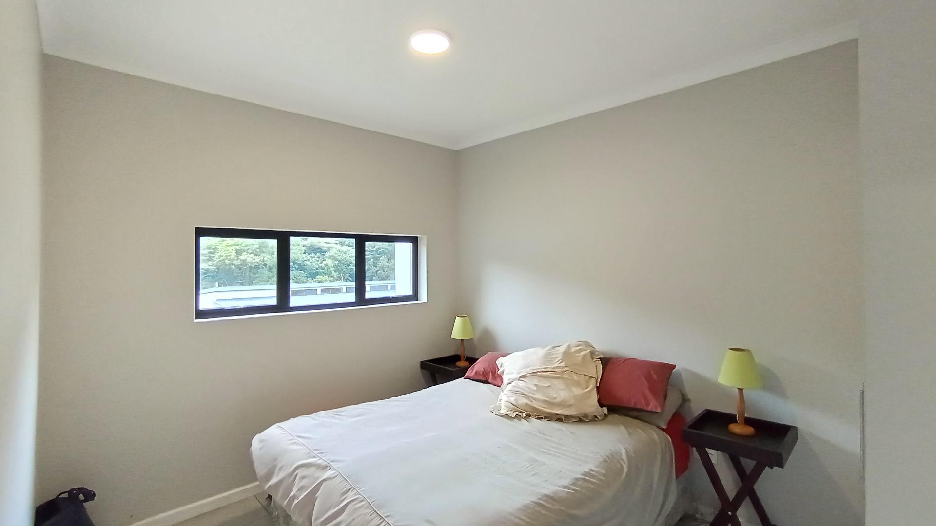 Bed Room 1 - 12 square meters of property in Waterfall