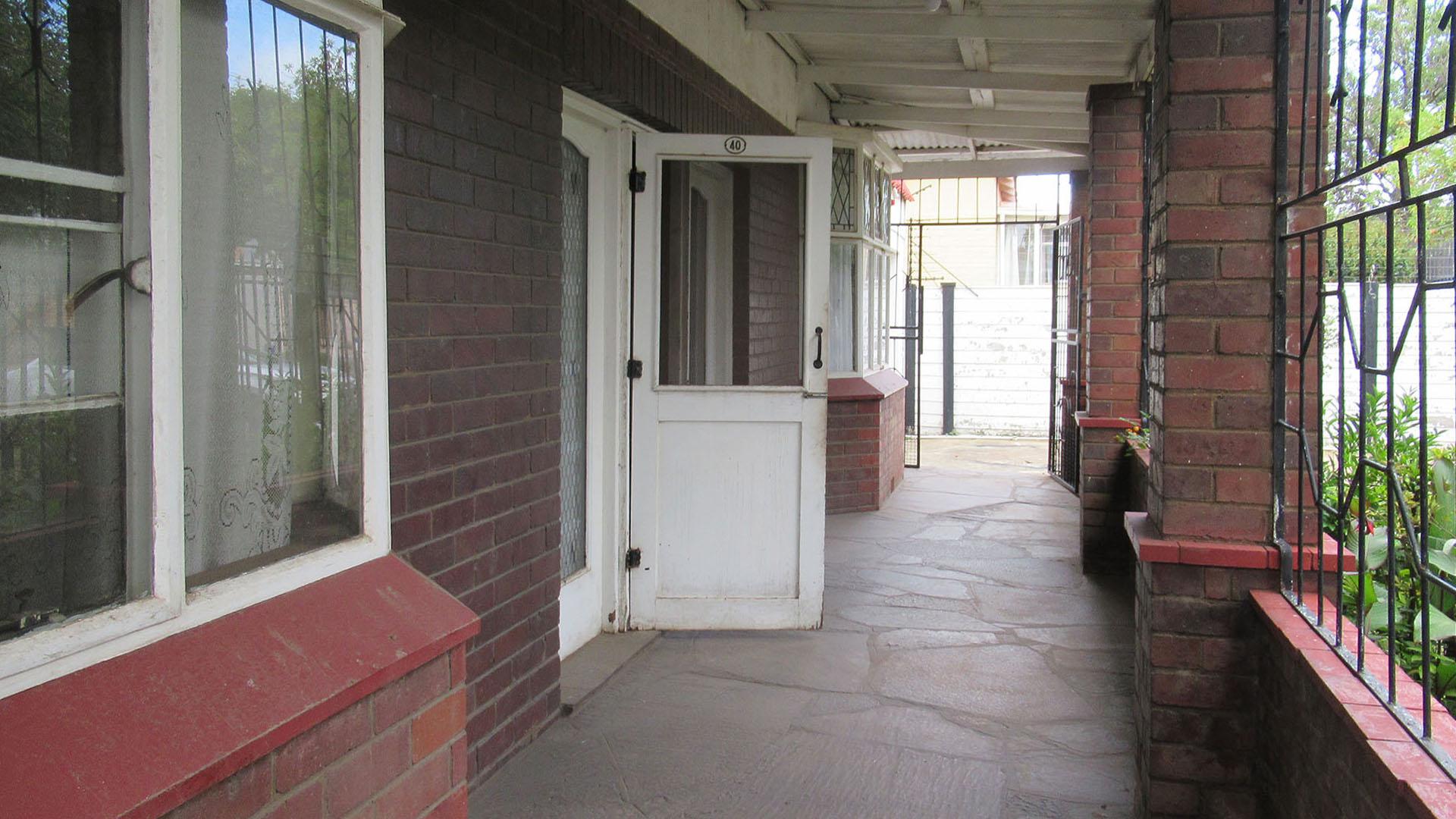 Patio - 34 square meters of property in Townsview