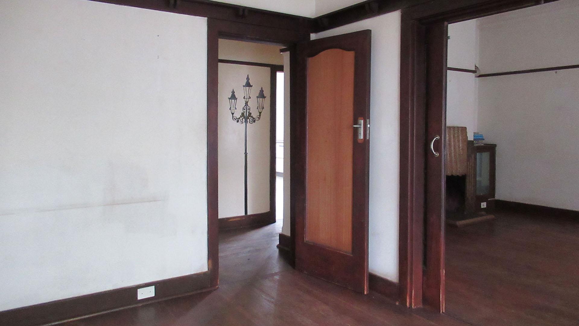 Dining Room - 14 square meters of property in Townsview