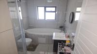 Bathroom 1 of property in Noordwyk