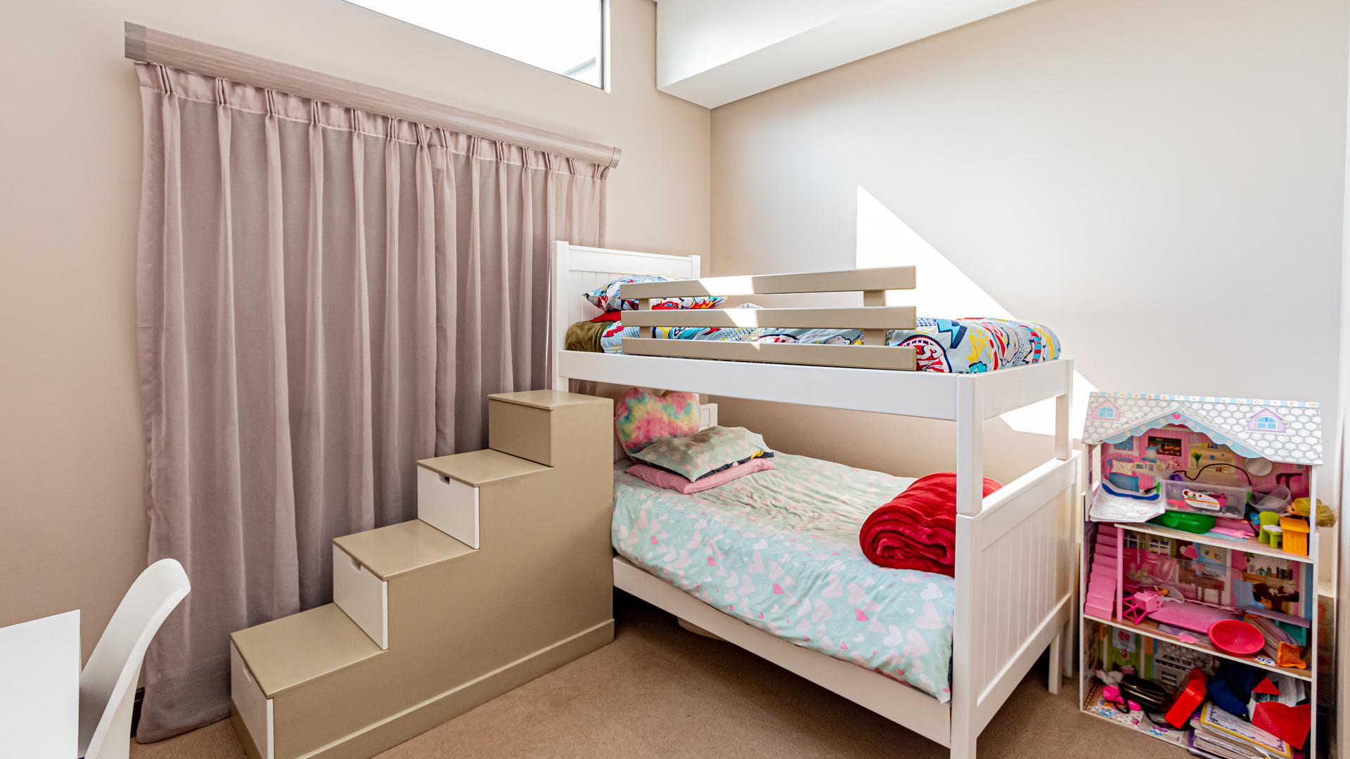 Bed Room 1 of property in Copperleaf Golf and Country Estate