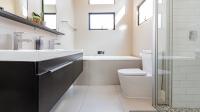 Main Bathroom of property in Copperleaf Golf and Country Estate