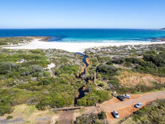 Land for Sale For Sale in Scarborough - MR673999