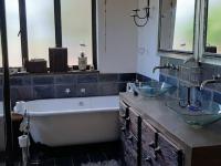  of property in George Central