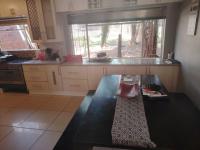  of property in Theresapark