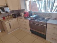  of property in Theresapark