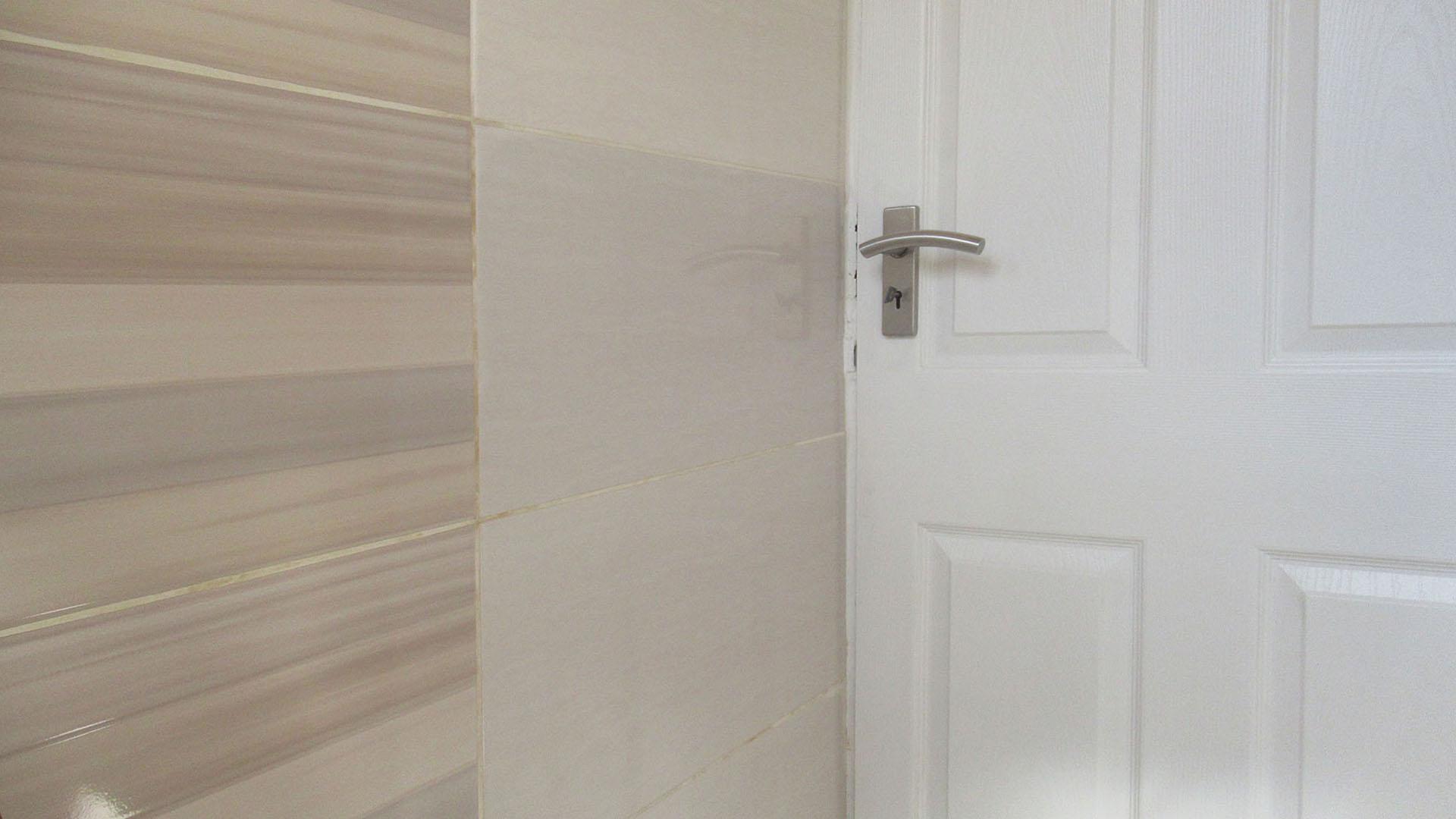 Bathroom 2 - 2 square meters of property in Ennerdale