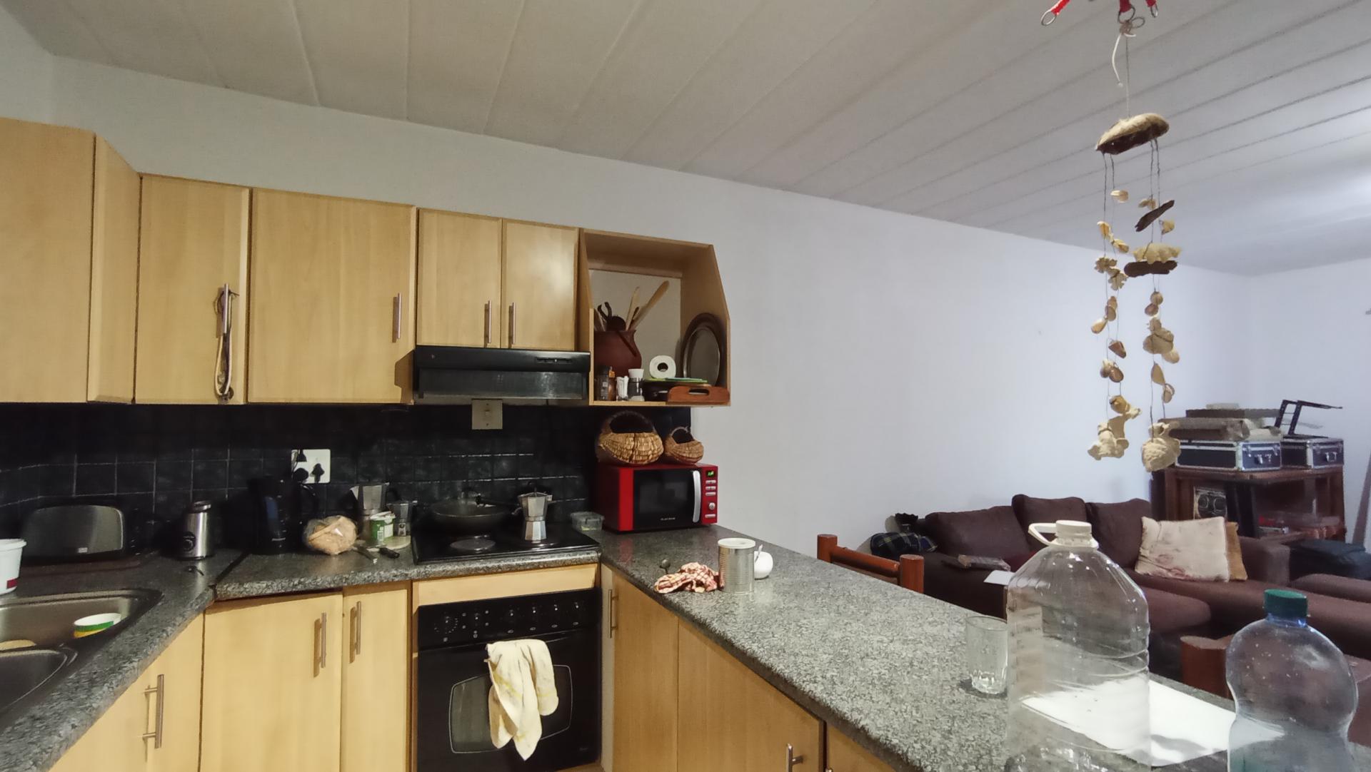 Kitchen - 11 square meters of property in Melville