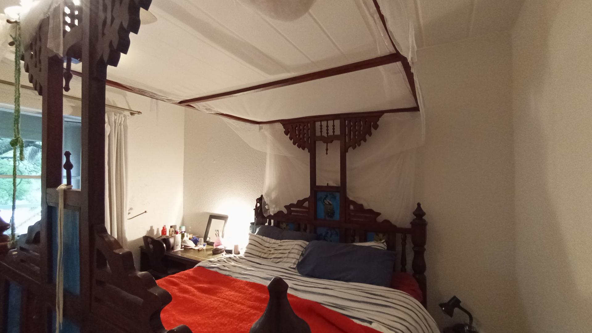 Main Bedroom - 16 square meters of property in Melville