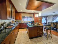  of property in Bendor