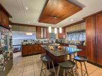  of property in Bendor