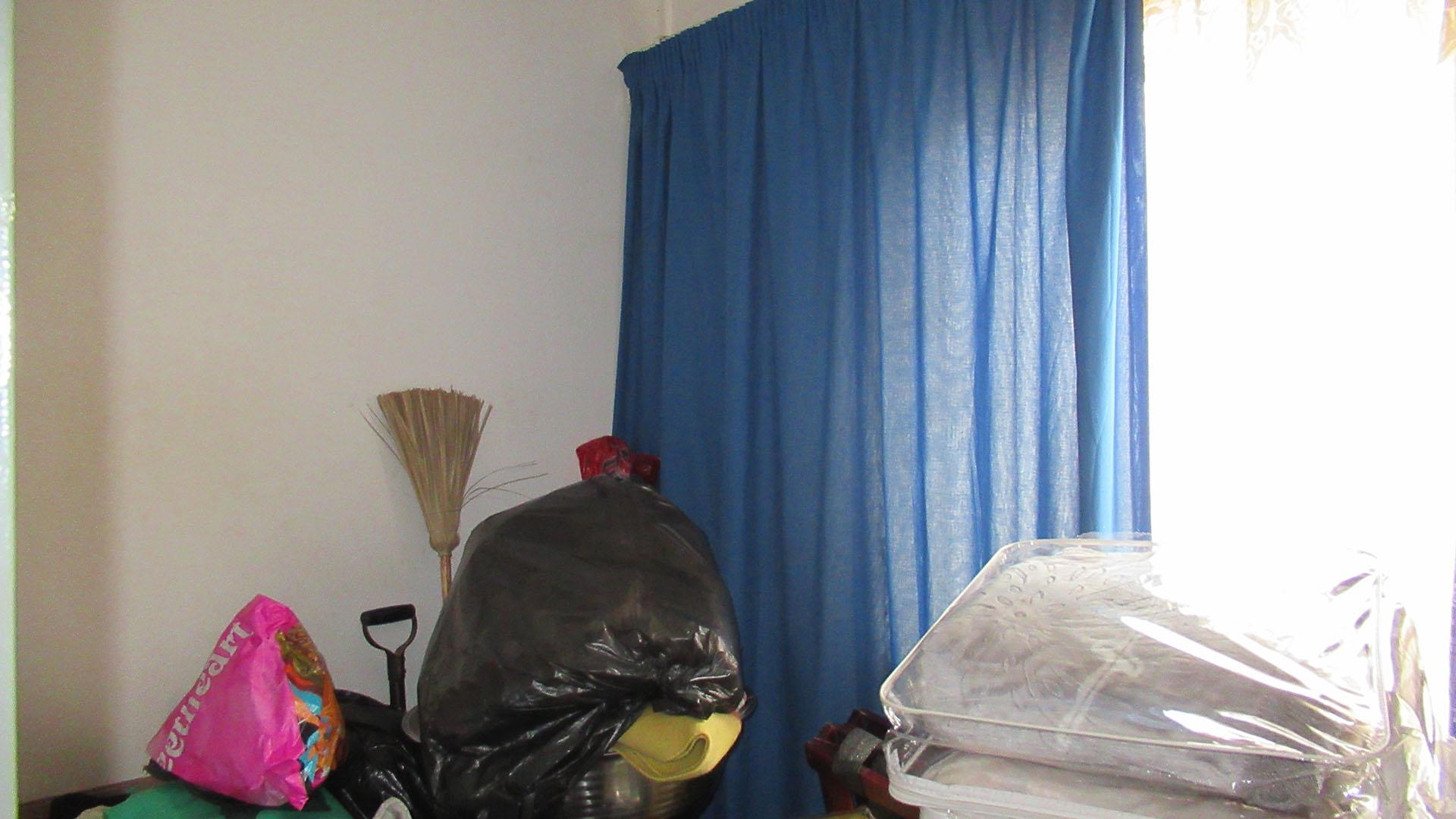 Bed Room 3 - 8 square meters of property in Protea South