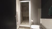 Bathroom 1 - 4 square meters of property in Lynnwood Ridge