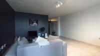 Lounges - 25 square meters of property in Lynnwood Ridge