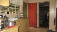 Kitchen - 8 square meters of property in Eikepark