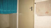 Bathroom 1 - 5 square meters of property in Eikepark