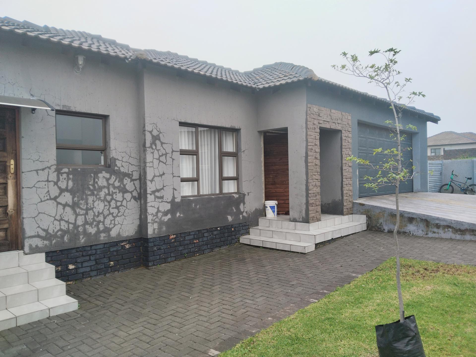 Front View of property in Krugersdorp