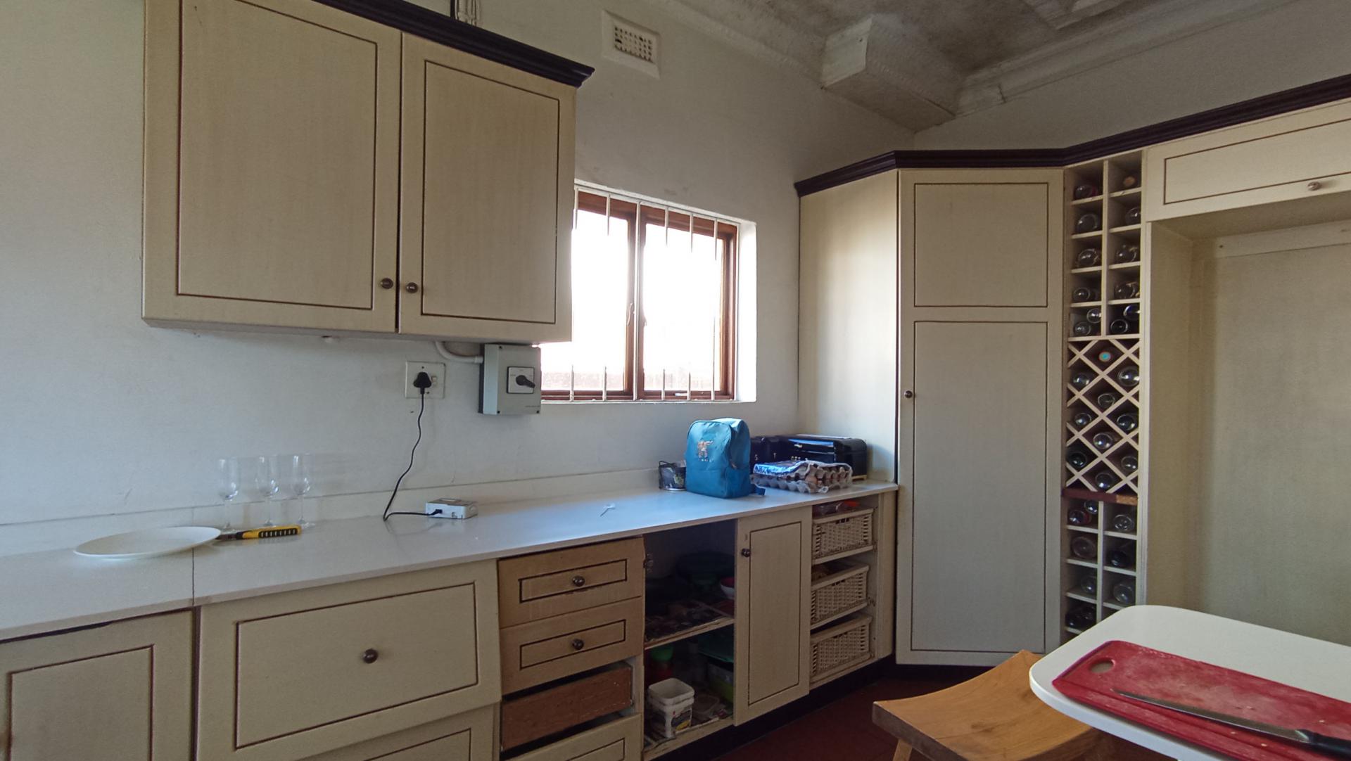 Kitchen - 22 square meters of property in Orange Grove