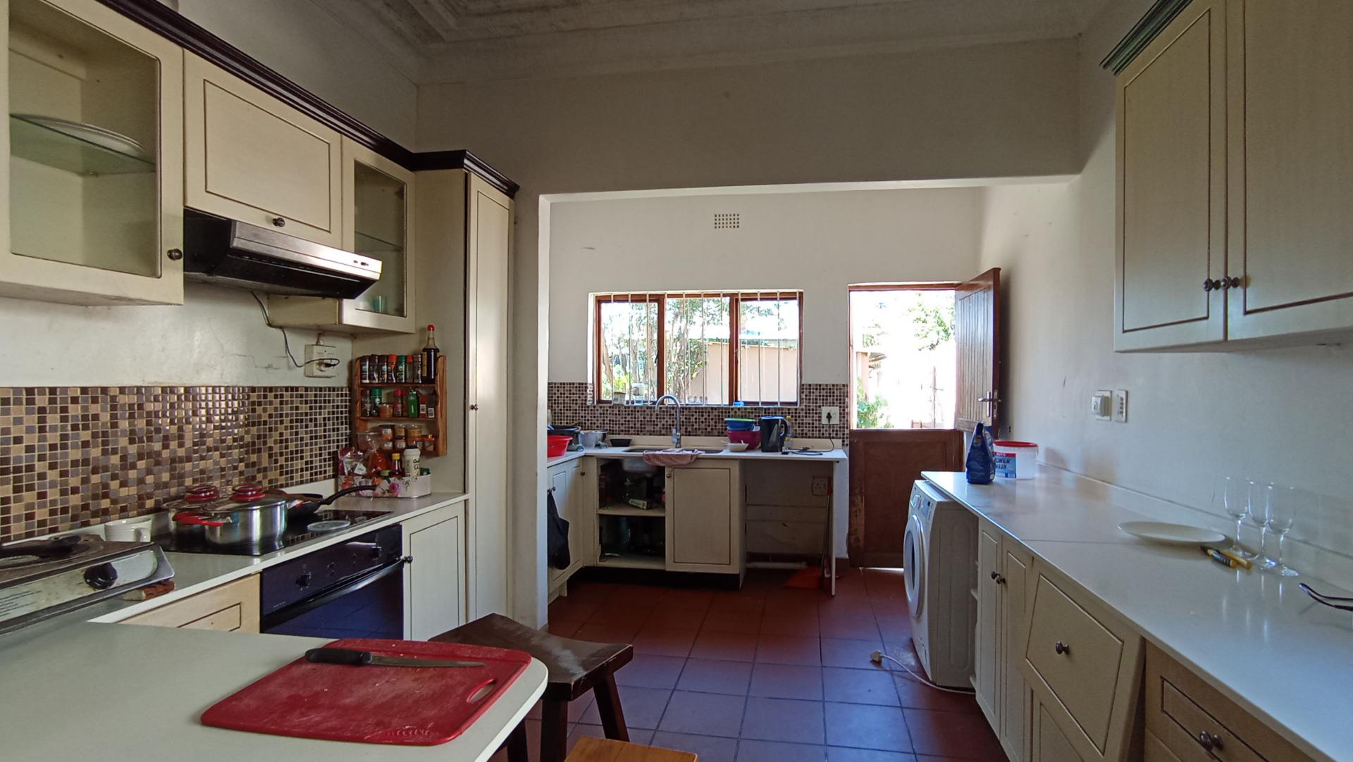Kitchen - 22 square meters of property in Orange Grove