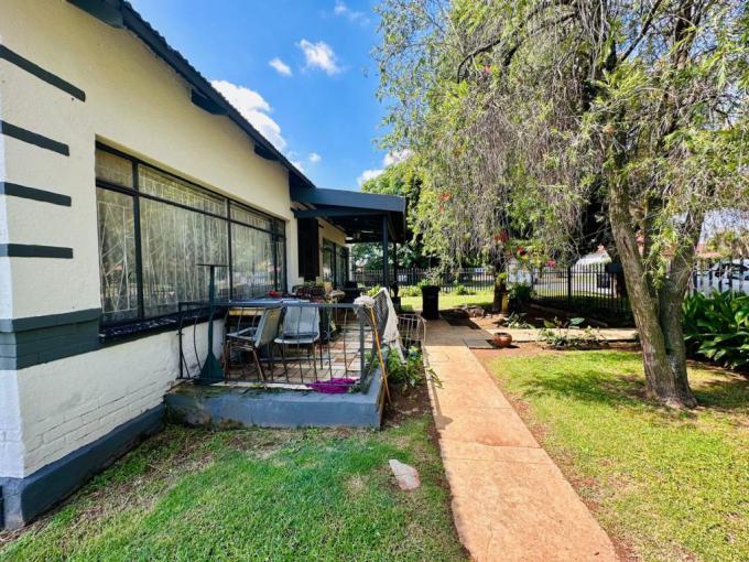 4 Bedroom House for Sale For Sale in Brakpan - MR674149