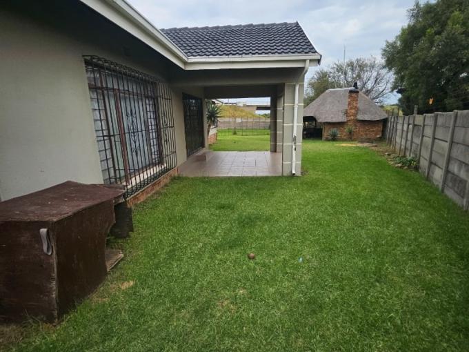 3 Bedroom House for Sale For Sale in Brackenhurst - MR674167