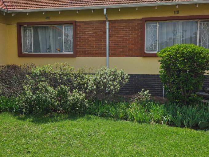 4 Bedroom House for Sale For Sale in Linmeyer - MR674168