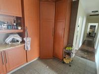  of property in Linmeyer