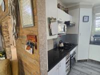  of property in Brackendowns