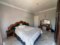  of property in Bendor